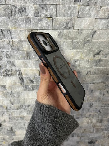 İPhone 17 Pro Max Uyumlu Kahverengi MagSafe Standlı Kılıf – Lens Çerçeveli