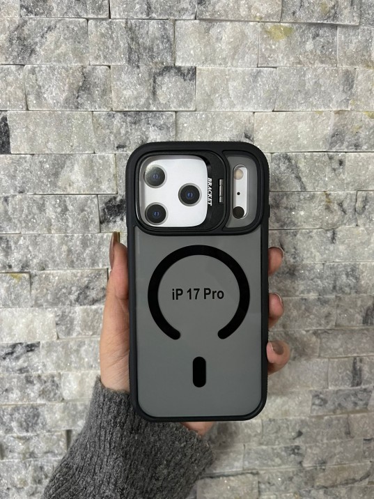 İPhone 17 Pro Uyumlu Siyah MagSafe Standlı Kılıf – Lens Çerçeveli