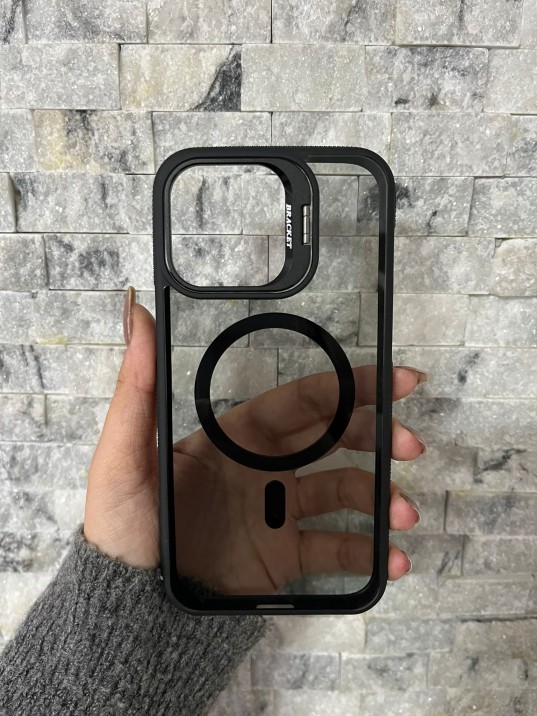 İPhone 15 Pro Max Uyumlu Siyah MagSafe Standlı Kılıf – Lens Çerçeveli