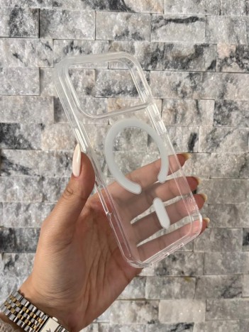 İPhone 17 Pro Uyumlu Sert Şeffaf MagSafe Kılıf – Minimal Tasarım
