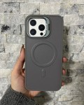 İPhone 15 Pro Max Uyumlu Gri Kartlıklı MagSafe Standlı Kılıf