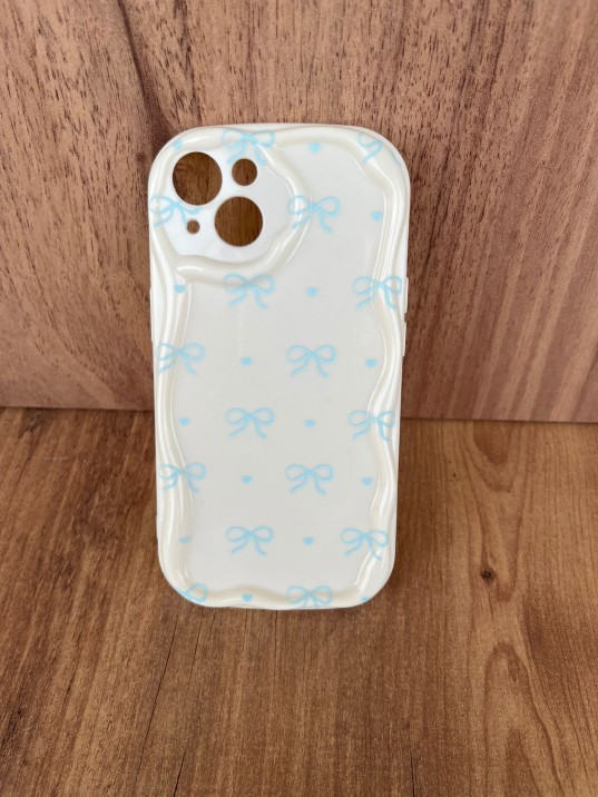 İPhone 13 Uyumlu Pastel Fiyonk Desenli Soft Kılıf
