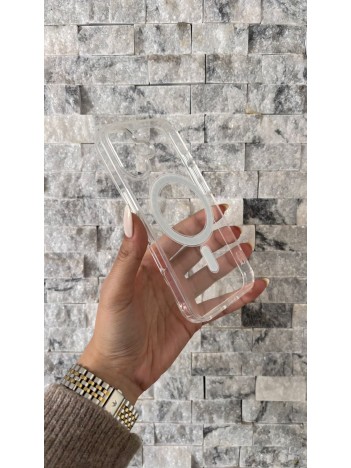 İPhone 16 Uyumlu Sert Şeffaf MagSafe Kılıf – Minimal Tasarım