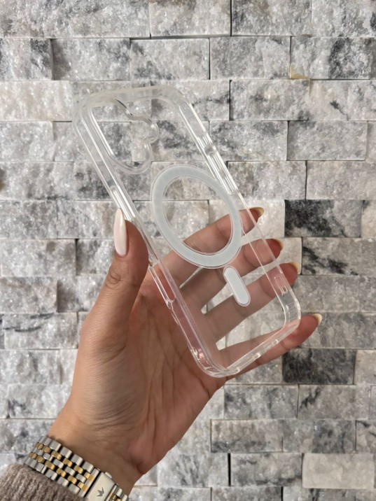 İPhone 16 Uyumlu Sert Şeffaf MagSafe Kılıf – Minimal Tasarım