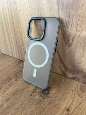 İPhone 15 Pro Uyumlu Buzlu Kum Kahvesi MagSafe Kılıf – Lens Çerçeveli, Premium Koruma