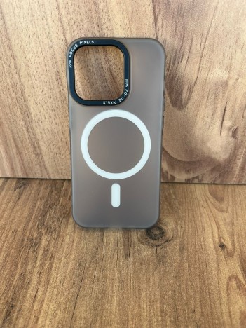 İPhone 15 Pro Uyumlu Buzlu Kum Kahvesi MagSafe Kılıf – Lens Çerçeveli, Premium Koruma