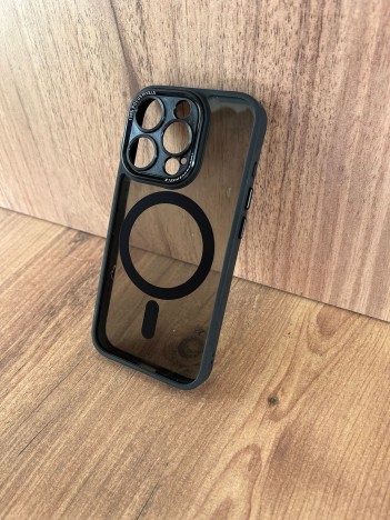 İPhone 15 Pro Uyumlu MagSafe Siyah Kılıf – Lens Korumalı
