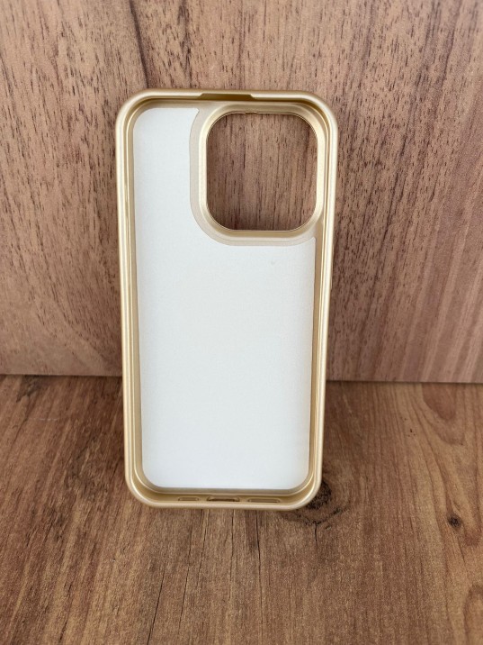 İPhone 15Pro Swarovski Taşlı Gold Kılıf