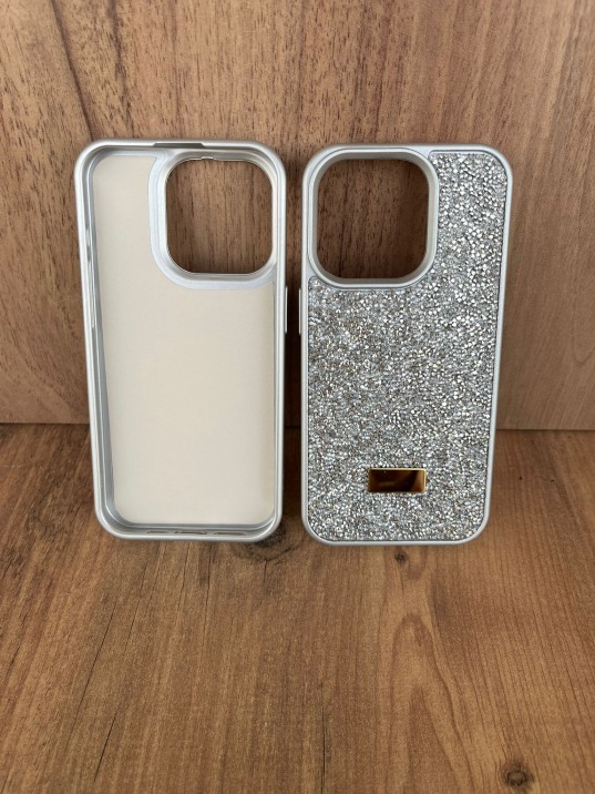 İPhone 15Pro Swarovski Silver Taşlı Kılıf