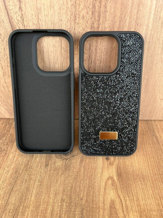 İPhone 15Pro Swarovski Siyah Taşlı Kılıf