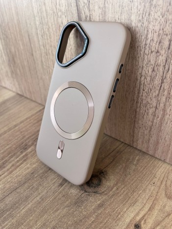İPhone 16 Uyumlu Mat Kum Beji MagSafe Kılıf – Metal Kamera Çerçeveli, Premium Koruma