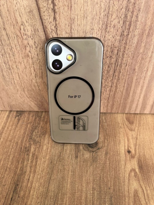 İPhone 17 Uyumlu Şeffaf Kahverengi MagSafe Kılıf – Sararma Karşıtı, Ultra İnce