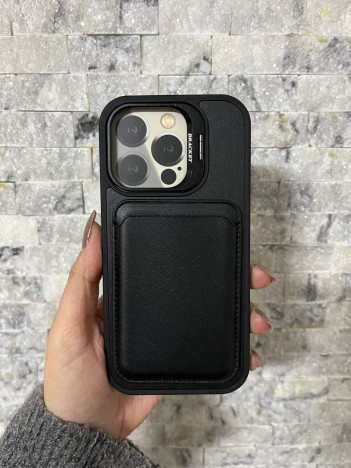 İPhone 16 Pro Uyumlu Siyah Kartlıklı MagSafe Standlı Kılıf