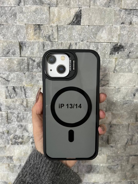 İPhone 13 / 14 Uyumlu Siyah MagSafe Standlı Kılıf – Lens Çerçeveli
