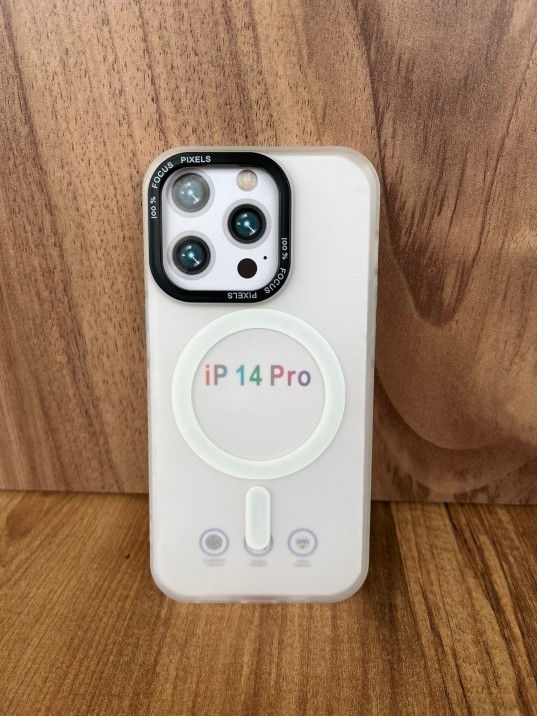 İPhone 14 Pro Max Uyumlu Buzlu Beyaz MagSafe Kılıf – Lens Çerçeveli Premium Koruma