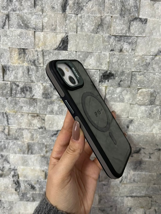 İPhone 15 Uyumlu Gri MagSafe Standlı Kılıf – Lens Çerçeveli