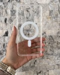 İPhone 15 Pro Max Uyumlu Sert Şeffaf MagSafe Kılıf – Minimal Tasarım