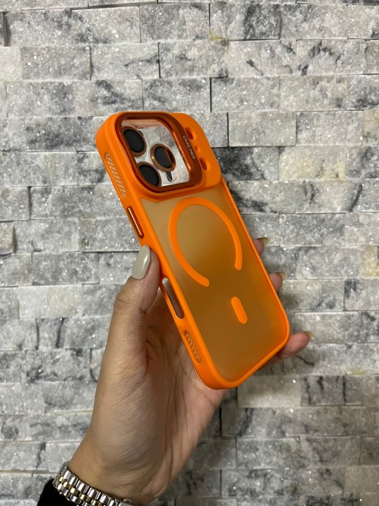 İPhone 17 Pro Uyumlu Turuncu MagSafe Standlı Lens Korumalı Case Pro Kılıf