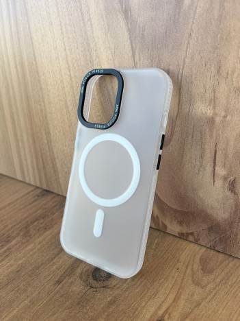 İPhone 16 Uyumlu Buzlu Beyaz MagSafe Kılıf – Lens Çerçeveli, Premium Koruma