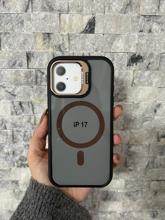 İPhone 17 Uyumlu Kahverengi MagSafe Standlı Kılıf – Lens Çerçeveli
