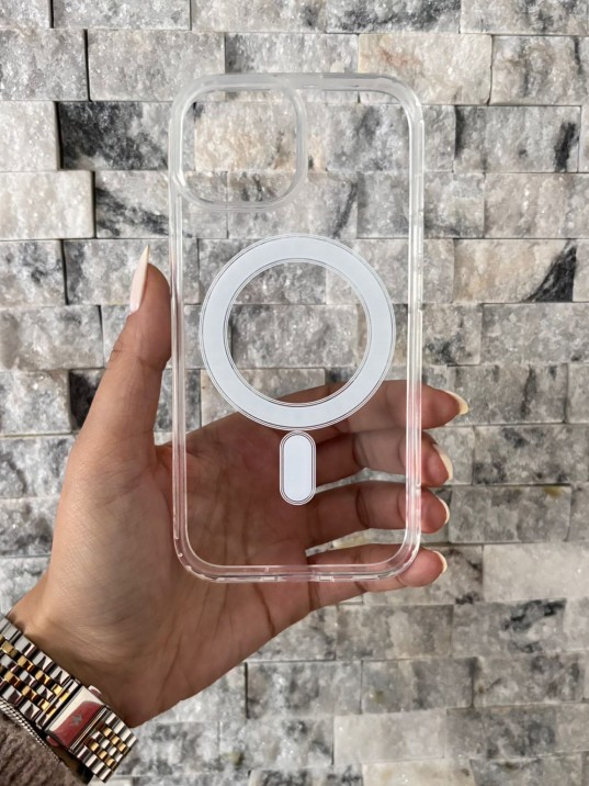İPhone 15 Uyumlu Sert Şeffaf MagSafe Kılıf – Minimal Tasarım