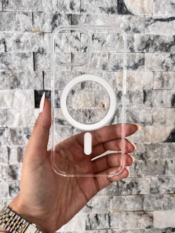 İPhone 15 Uyumlu Sararmaz Şeffaf MagSafe Animasyonlu Kılıf