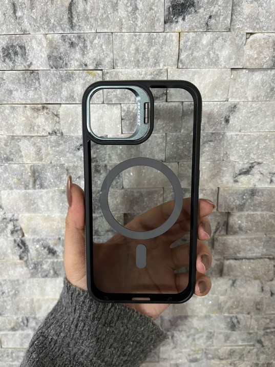 İPhone 13 / 14 Uyumlu Gri MagSafe Standlı Kılıf – Lens Çerçeveli