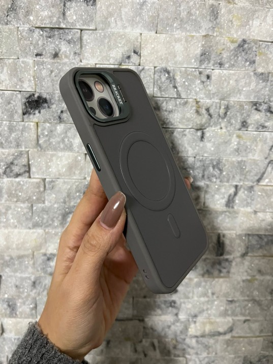 İPhone 13 / 14 Uyumlu Gri Kartlıklı MagSafe Standlı Kılıf