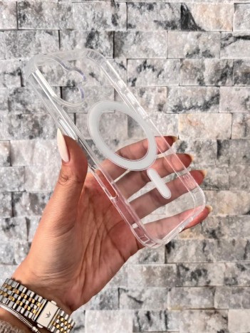 İPhone 17 Uyumlu Sert Şeffaf MagSafe Kılıf – Minimal Tasarım