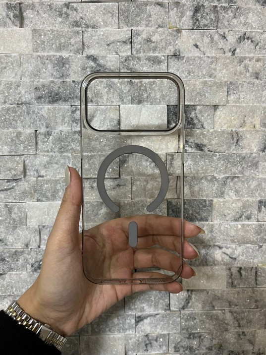 İPhone 17 Pro Max Uyumlu Gri Sert Şeffaf MagSafe Premium Kılıf