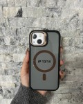 İPhone 13 / 14 Uyumlu Kahverengi MagSafe Standlı Kılıf – Lens Çerçeveli