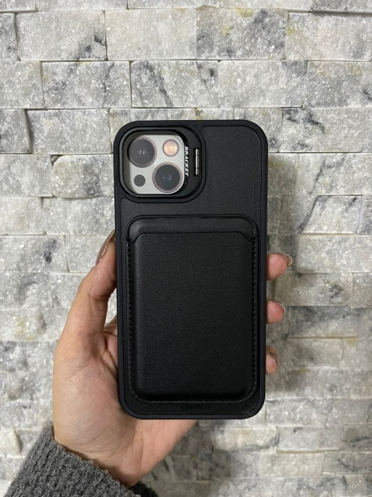 İPhone 13 / 14 Uyumlu Siyah Kartlıklı MagSafe Standlı Kılıf